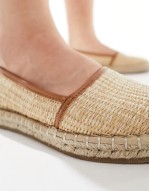 Wide Fit Joey closed toe espadrilles in natural raffia